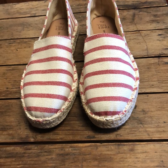 NWOT Striped Espadrilles with memory foam sz7.5 - Picture 2 of 16